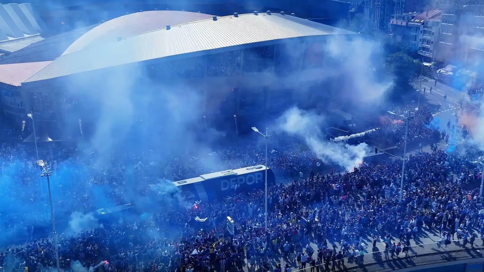 El ascenso del Depor iba a ser la gran temporada de la hostelería coruñesa. Julio contó otra historia.